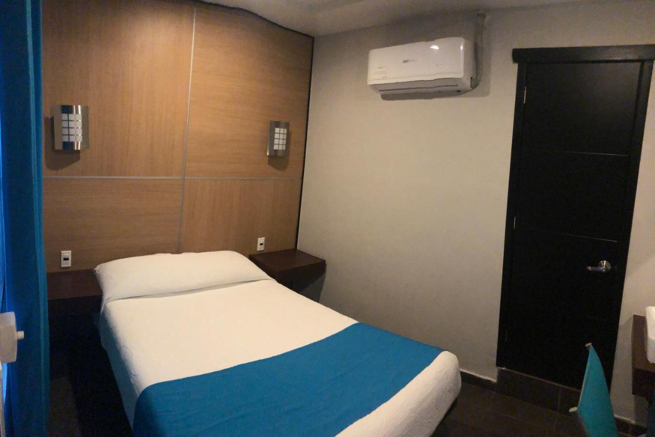 Hotel Raga Inn Тамасопо Екстериор снимка